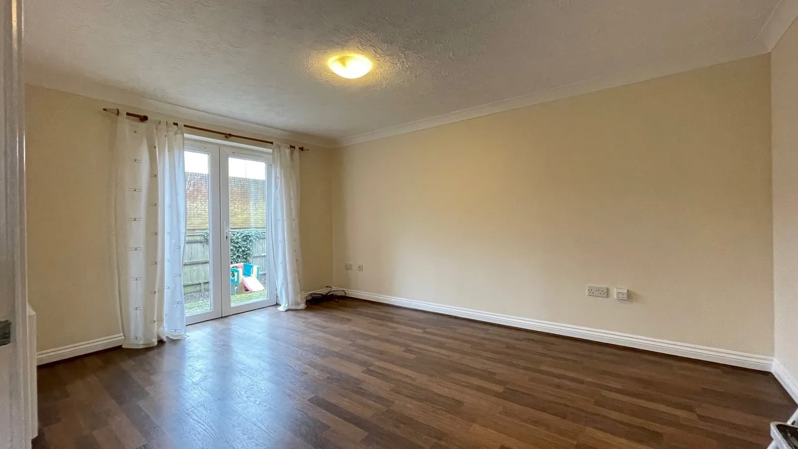 Flat Bartholomew Court in Newbury