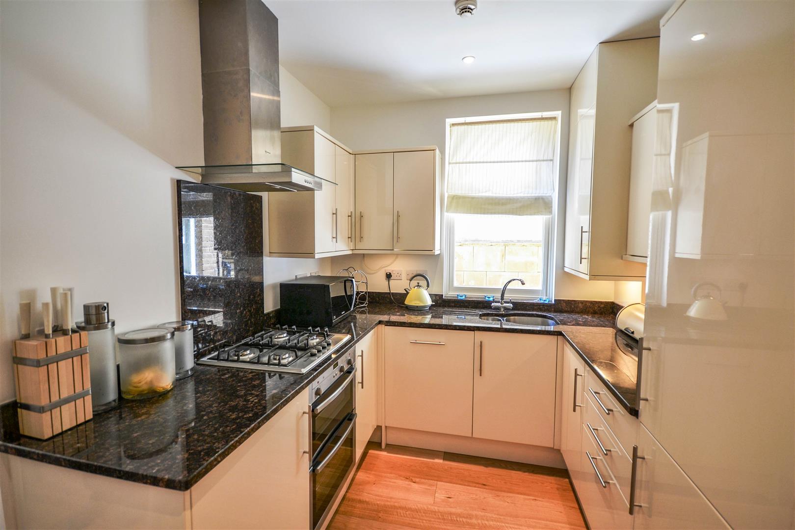 Flat Graham Road in Greater London