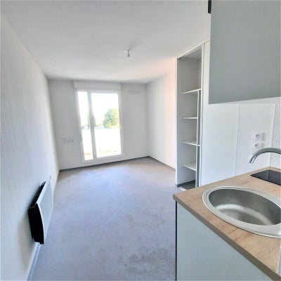 Chambre Route d'Avignon à Nîmes