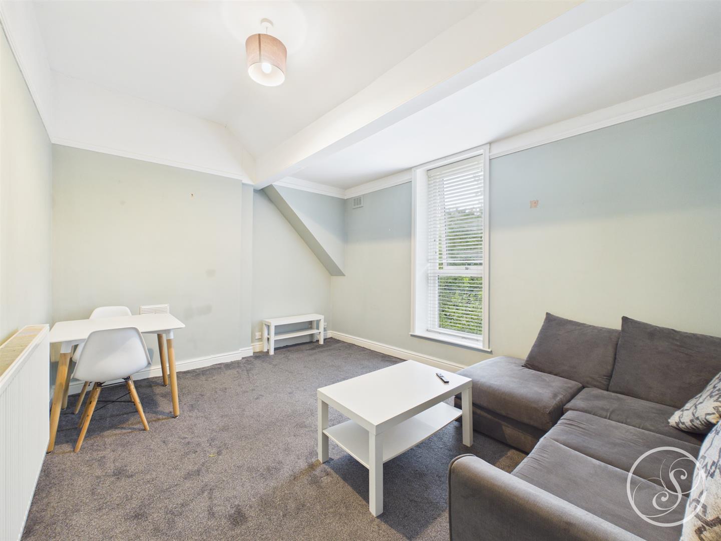 Flat Chapeltown Road in Leeds