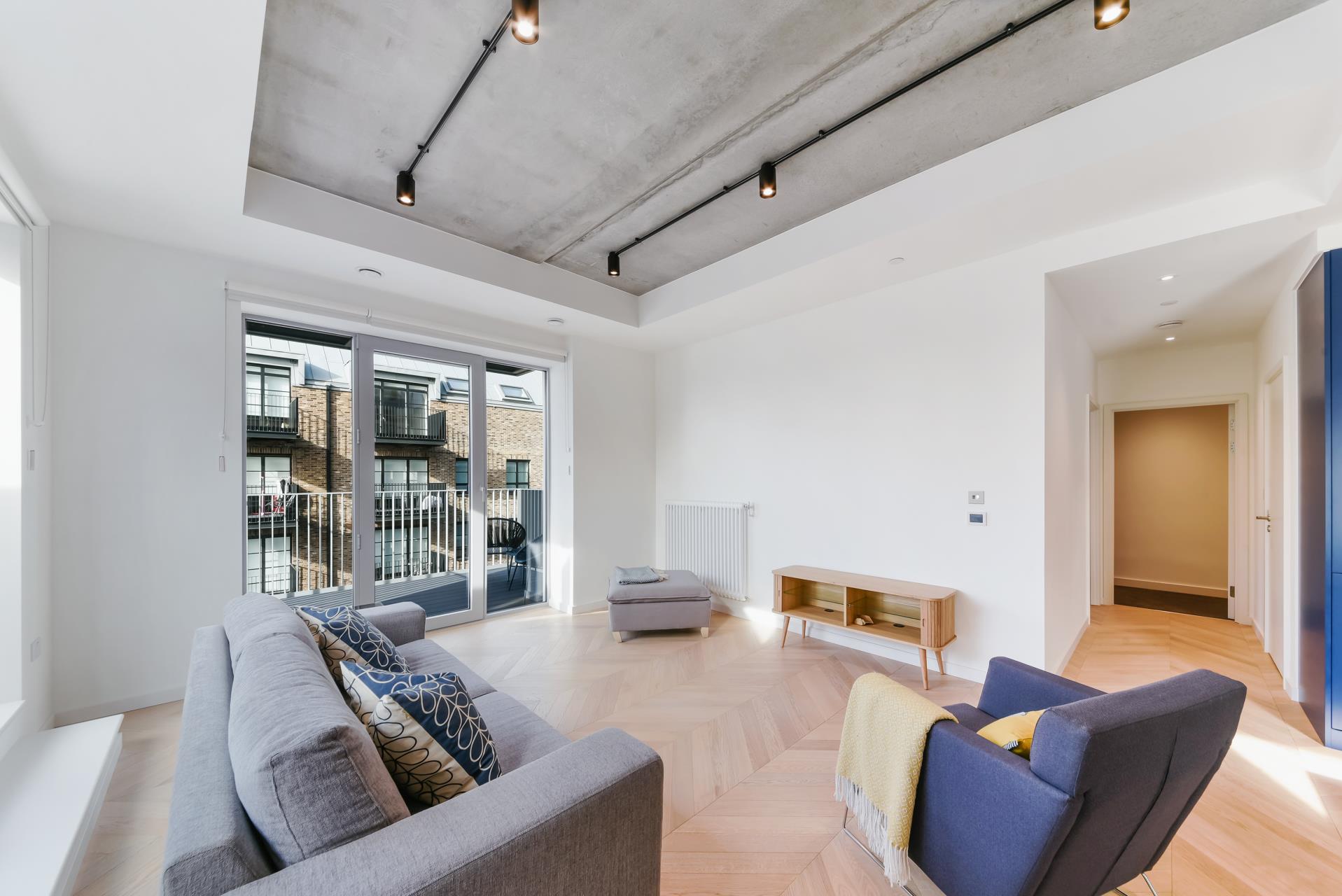 Flat Orchard Place in Greater London