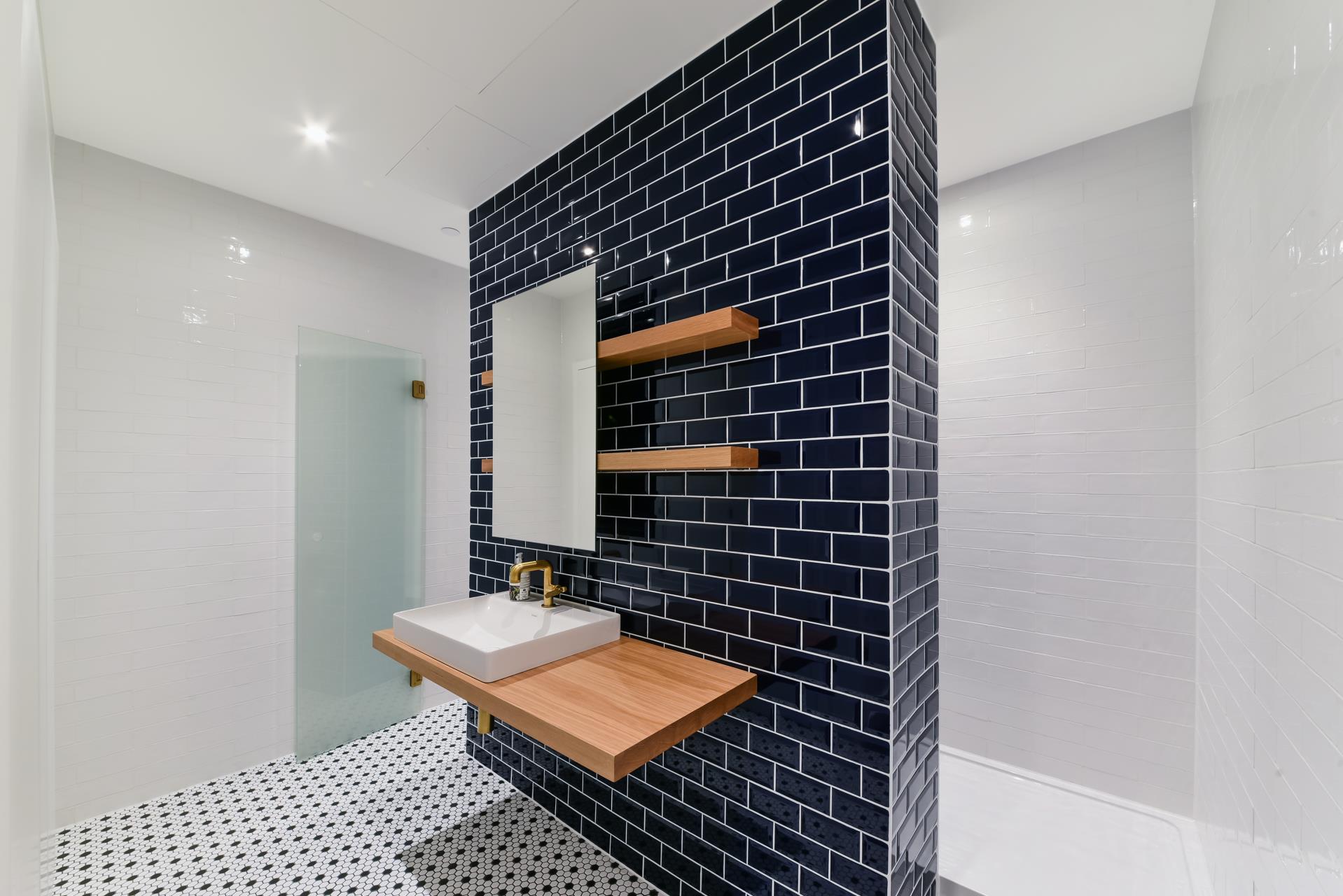 Flat Orchard Place in Greater London