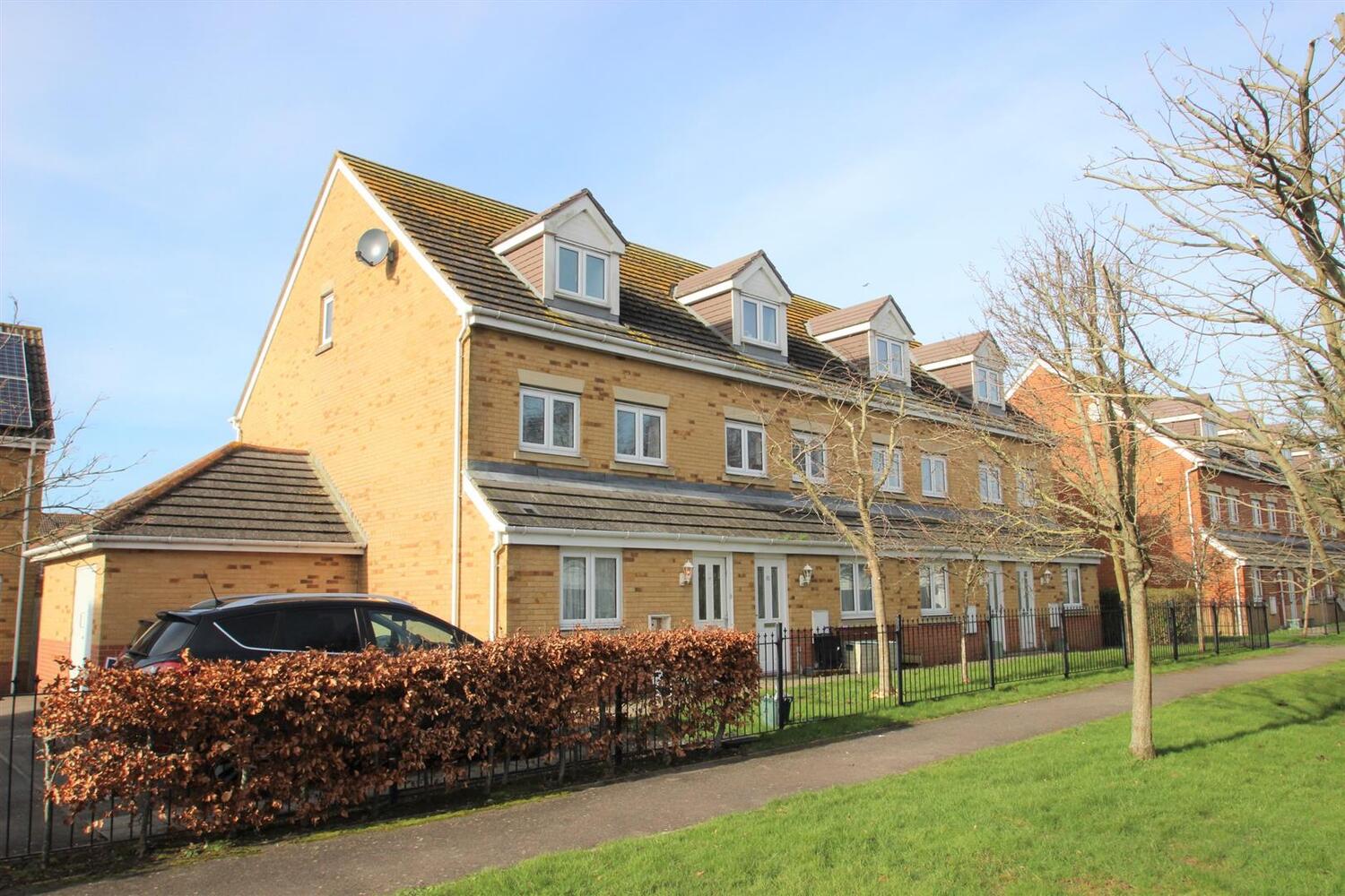 Flat Amherst Place in Ryde