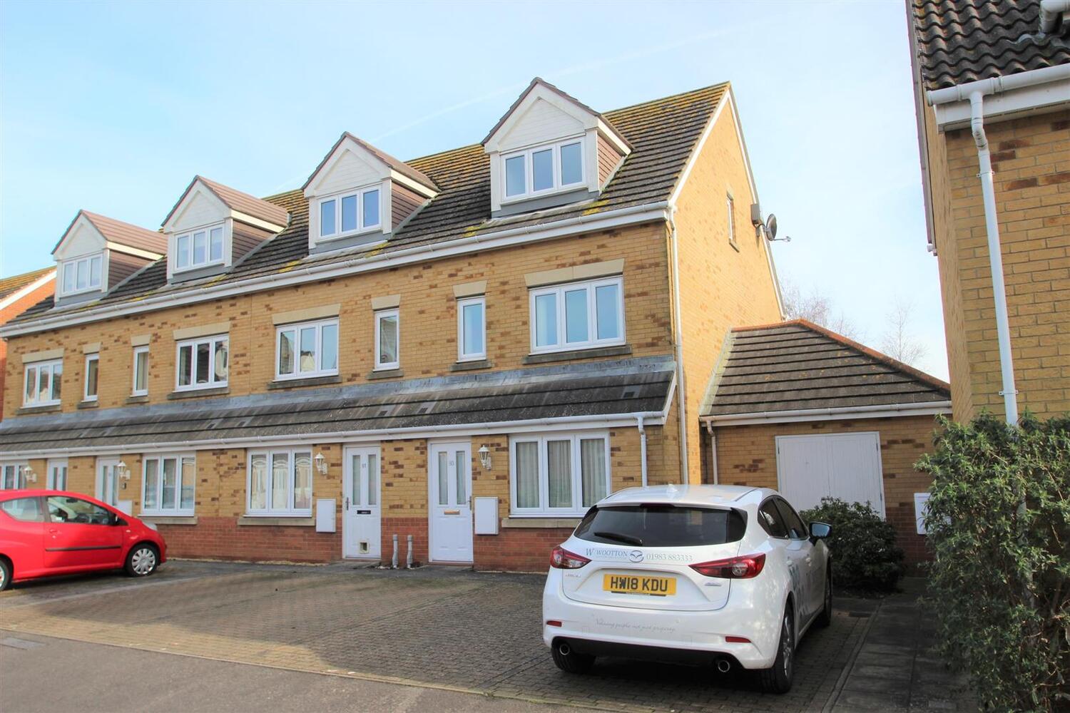 Flat Amherst Place in Ryde