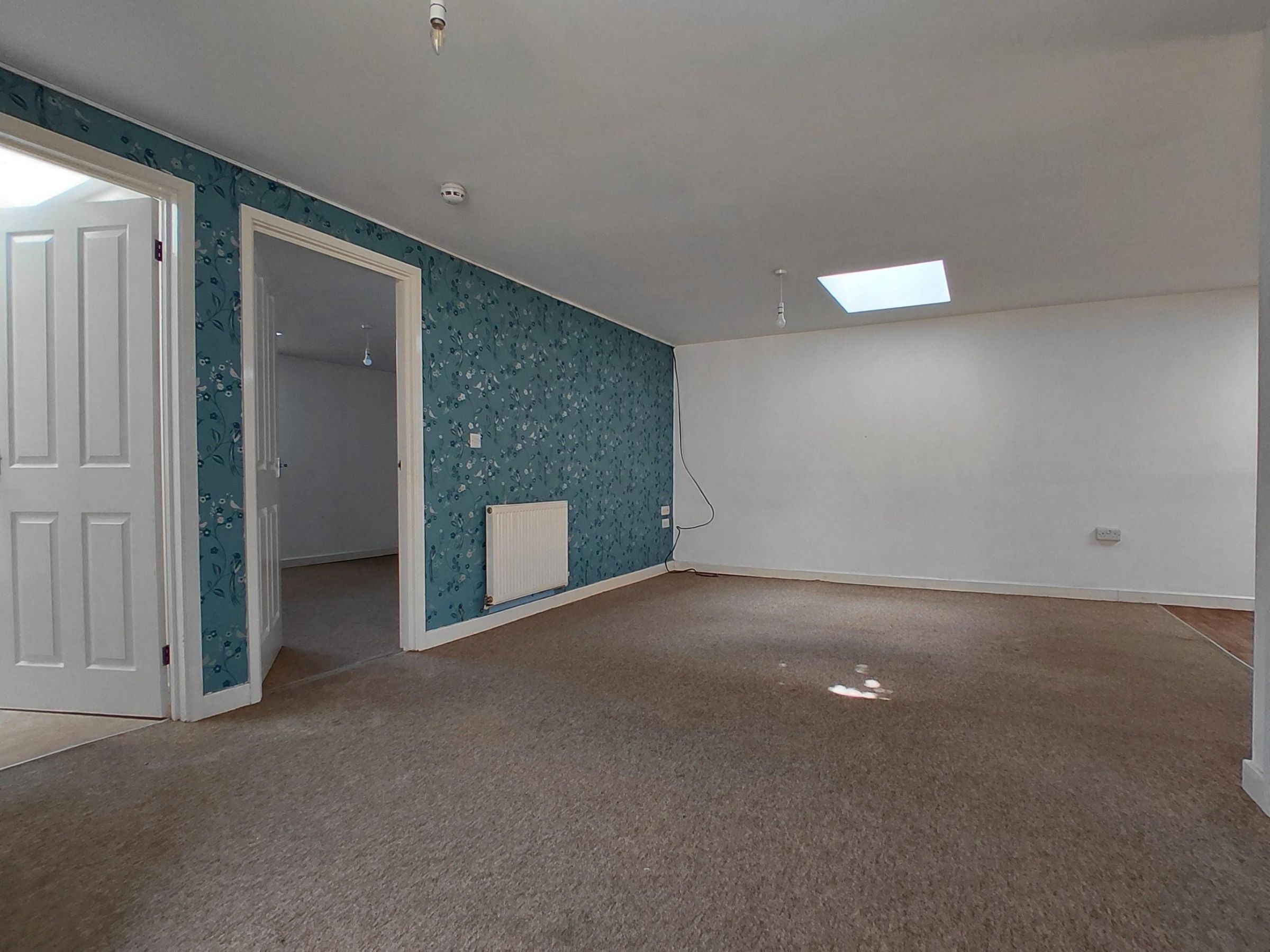 Flat Commercial Row in Pembroke Dock