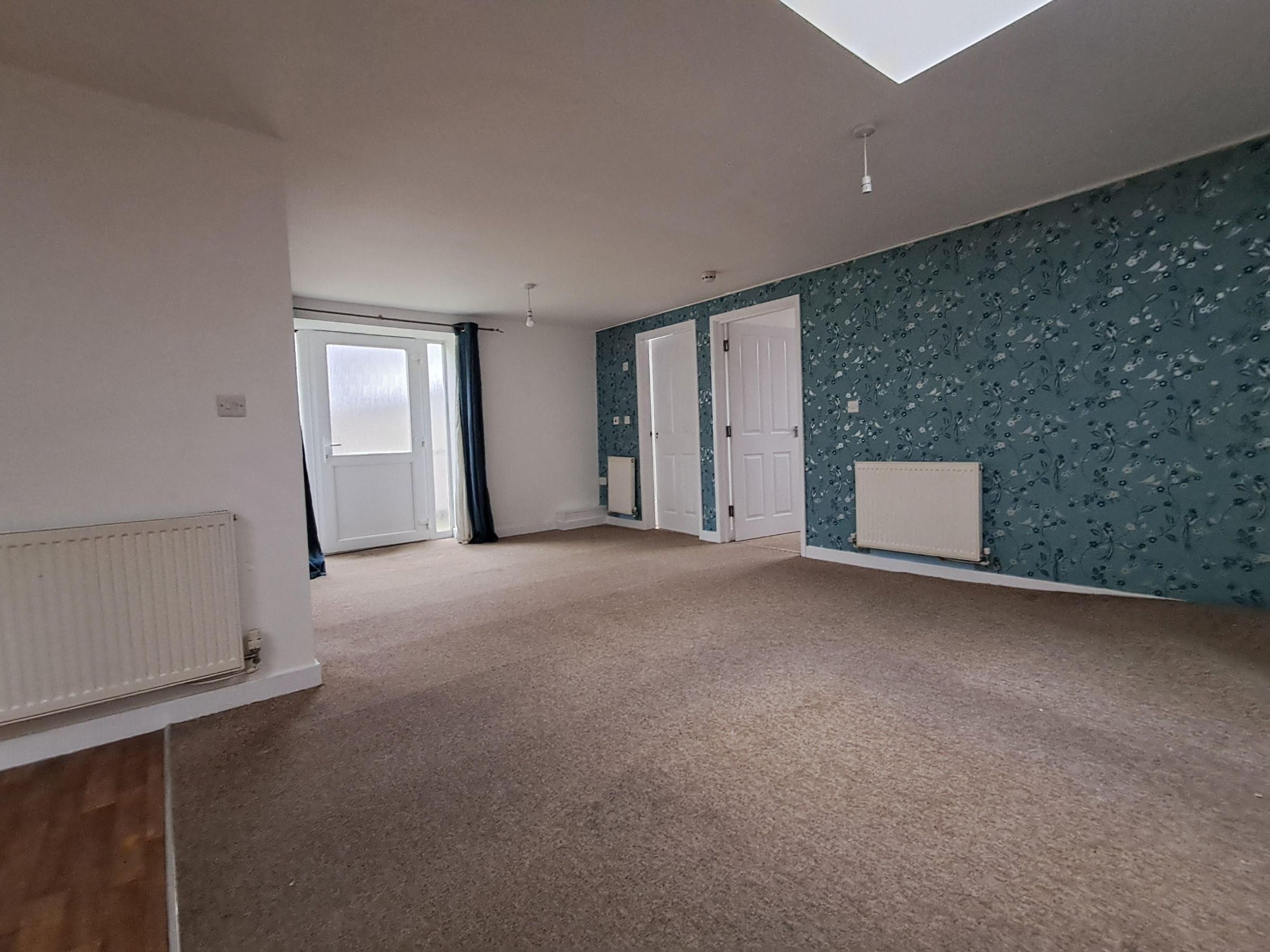 Flat Commercial Row in Pembroke Dock