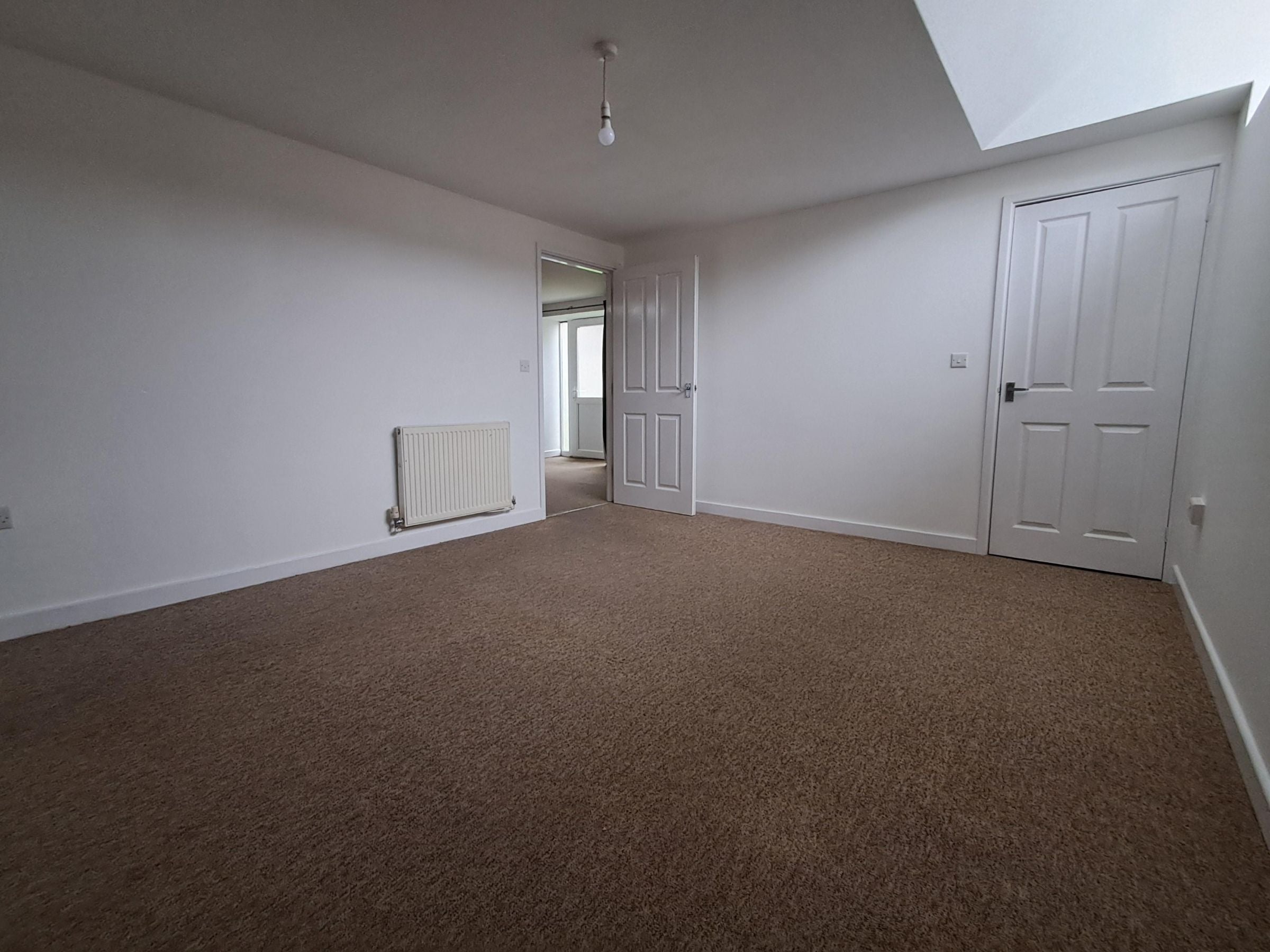 Flat Commercial Row in Pembroke Dock