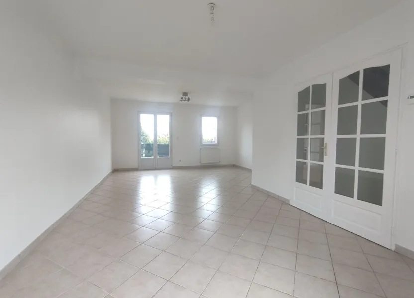 House Rue Denis Papin in Margny-lès-Compiègne