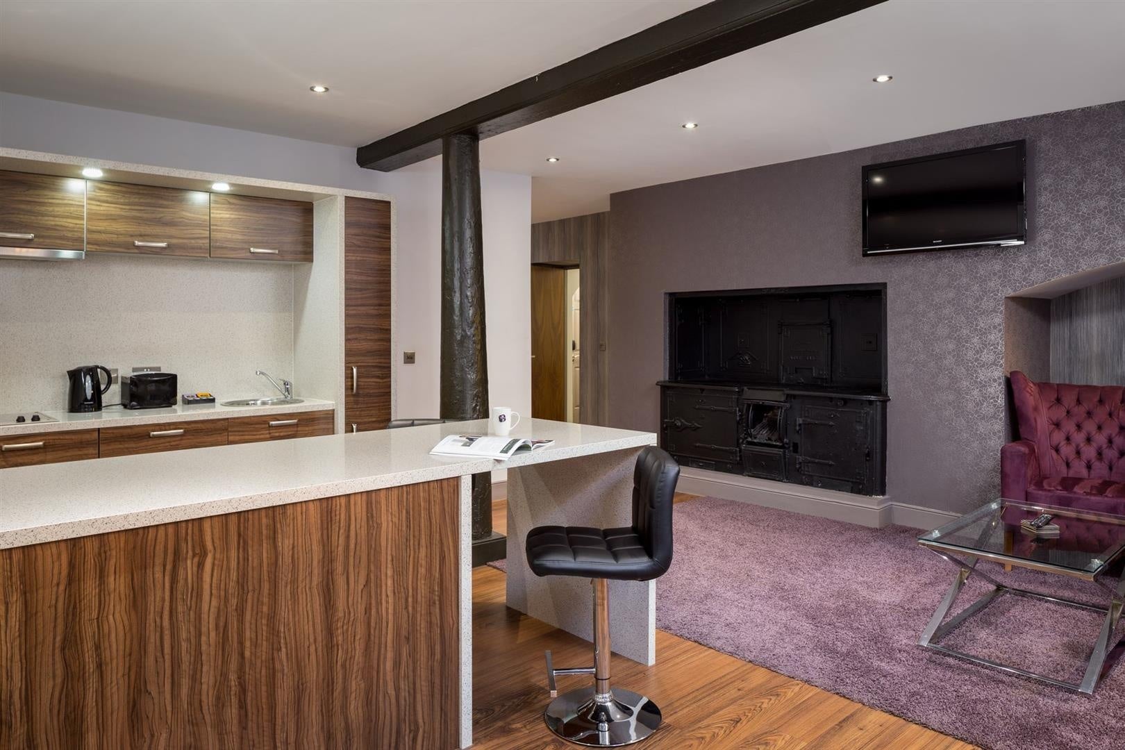 Room Hanover Square in Newcastle upon Tyne