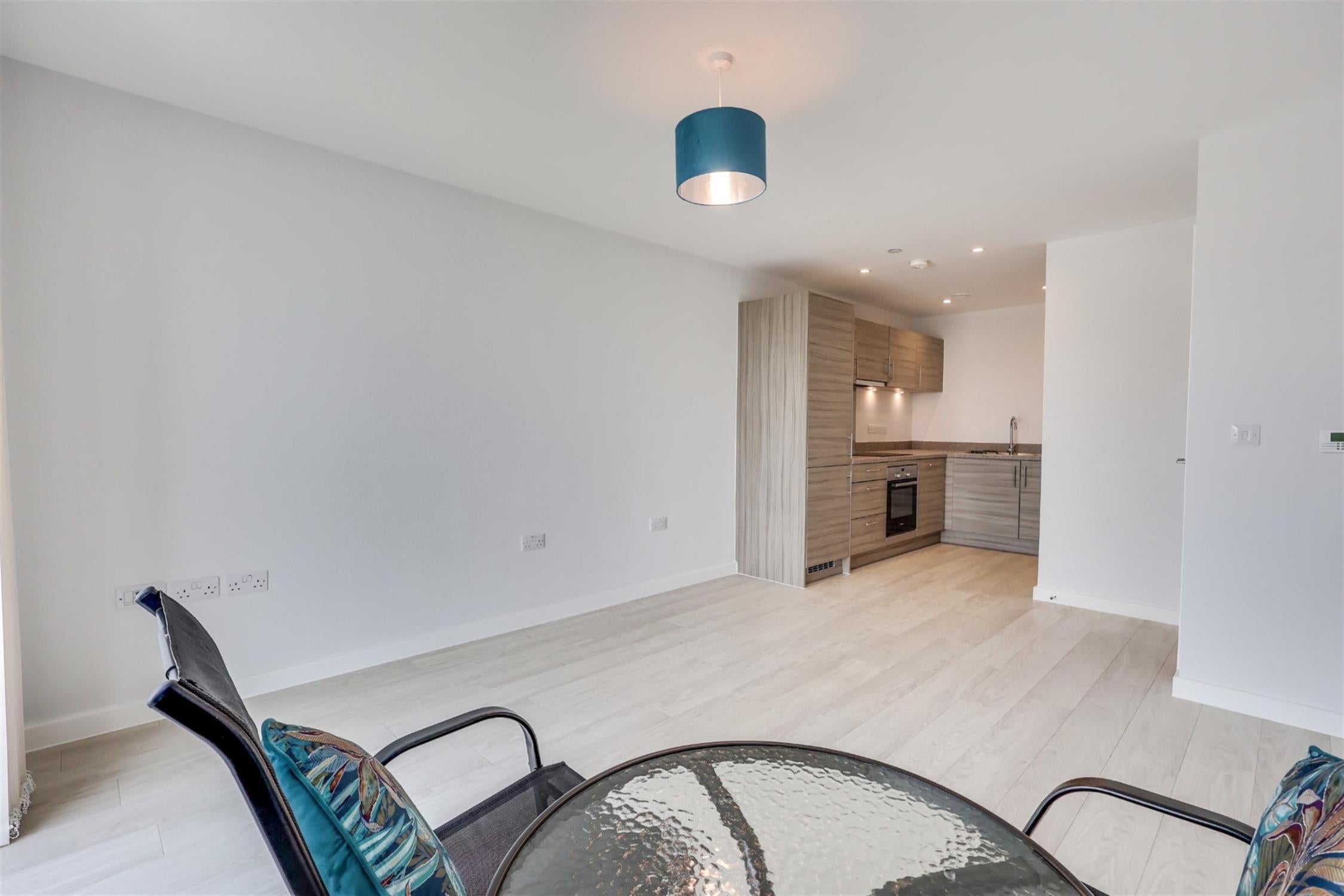 Flat John Thornycroft Road in Southampton