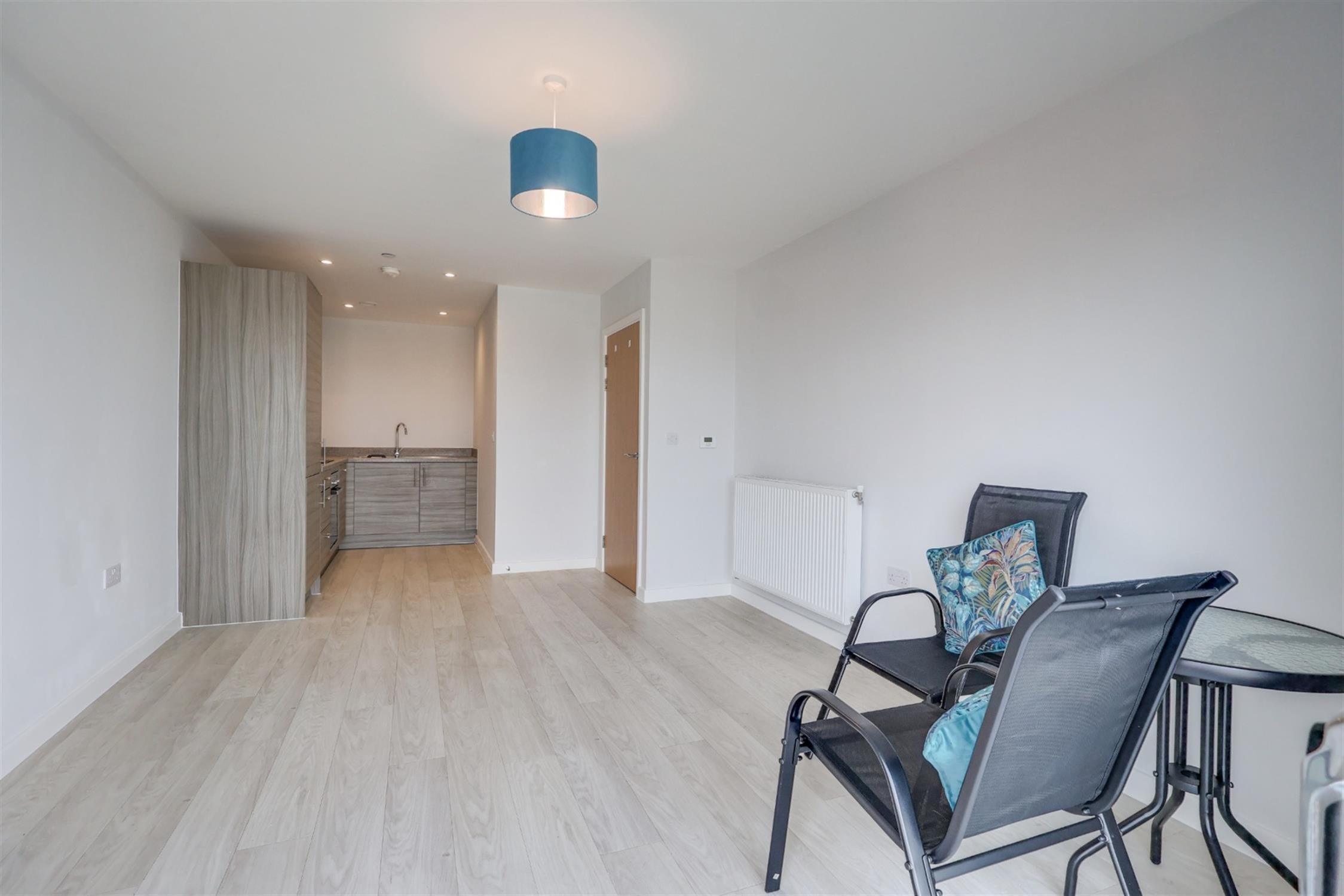 Flat John Thornycroft Road in Southampton