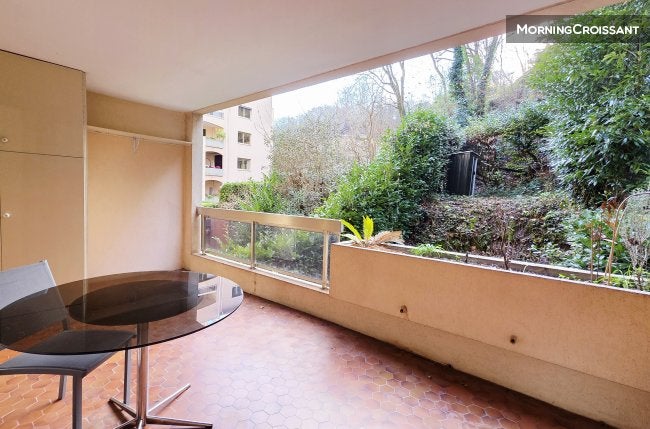 Flat Quai Joseph Gillet in Lyon