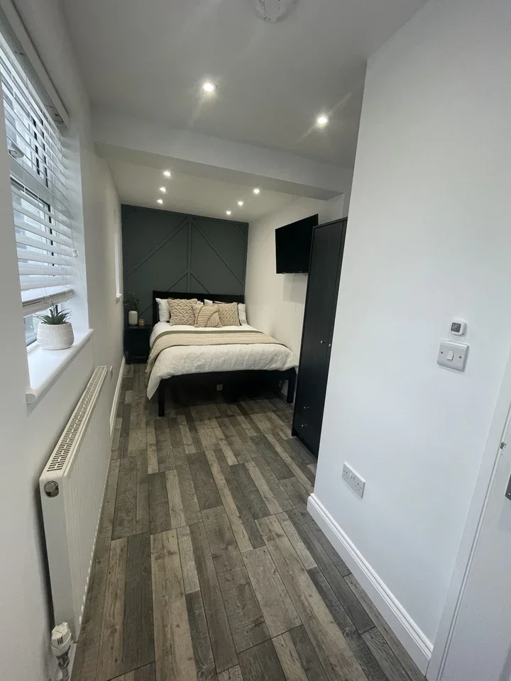 Room Buccleuch Street in Kettering