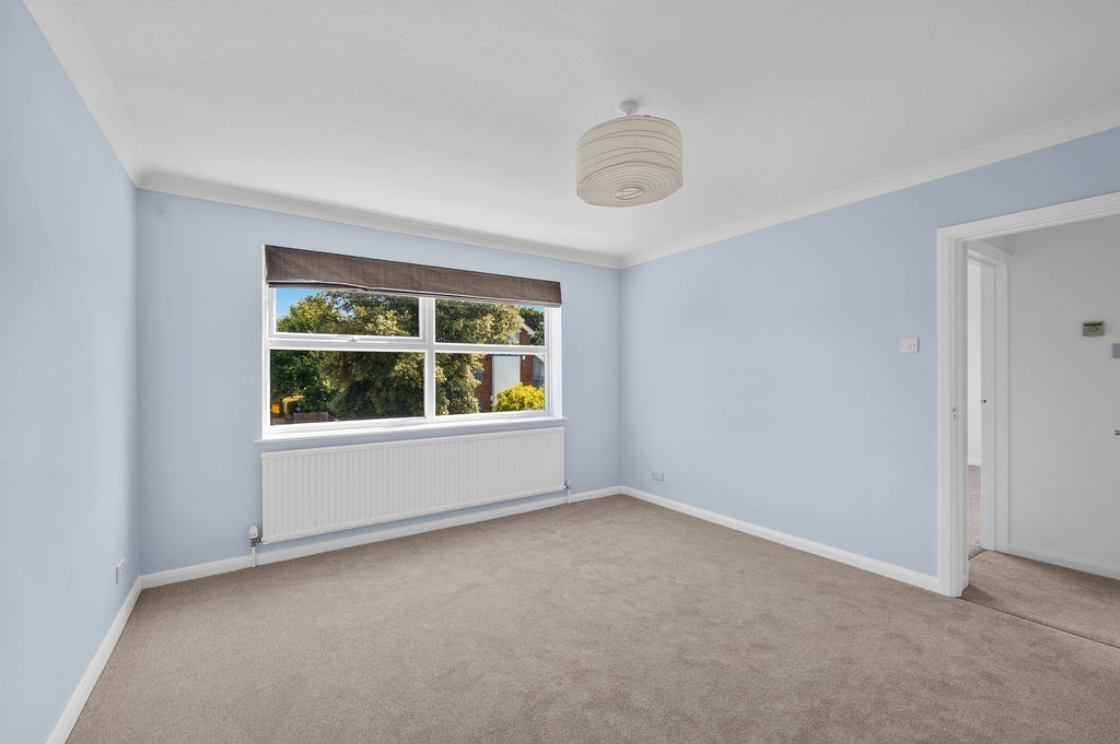 Flat Ridgway in Greater London