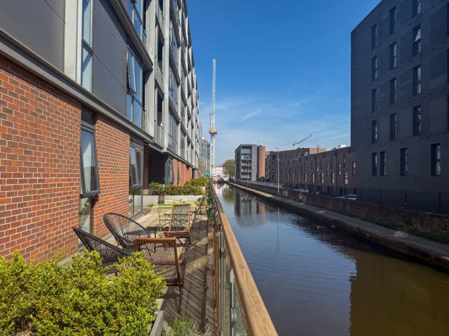 Flat Radium Street in Manchester