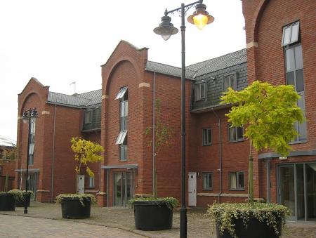 Flat Cameron Wharf in Stone