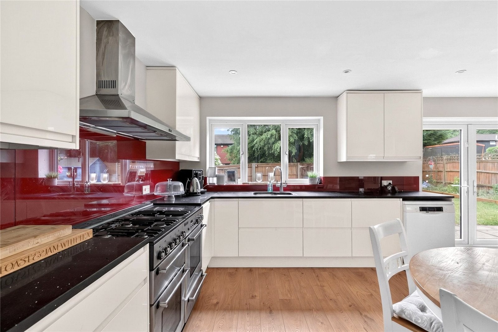 House Cavendish Meads in Sunninghill