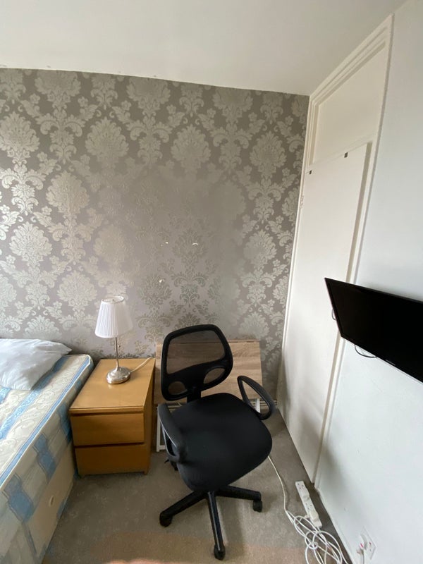 Room Lytton Grove in Greater London