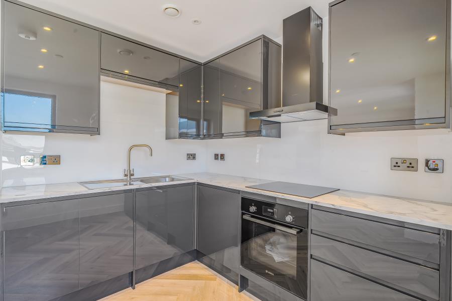 Flat Beechcroft Manor in Elmbridge