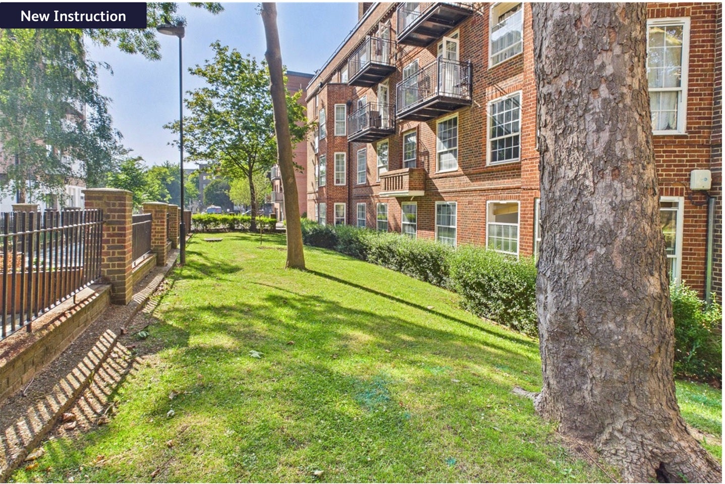Flat Tilson Gardens in Greater London