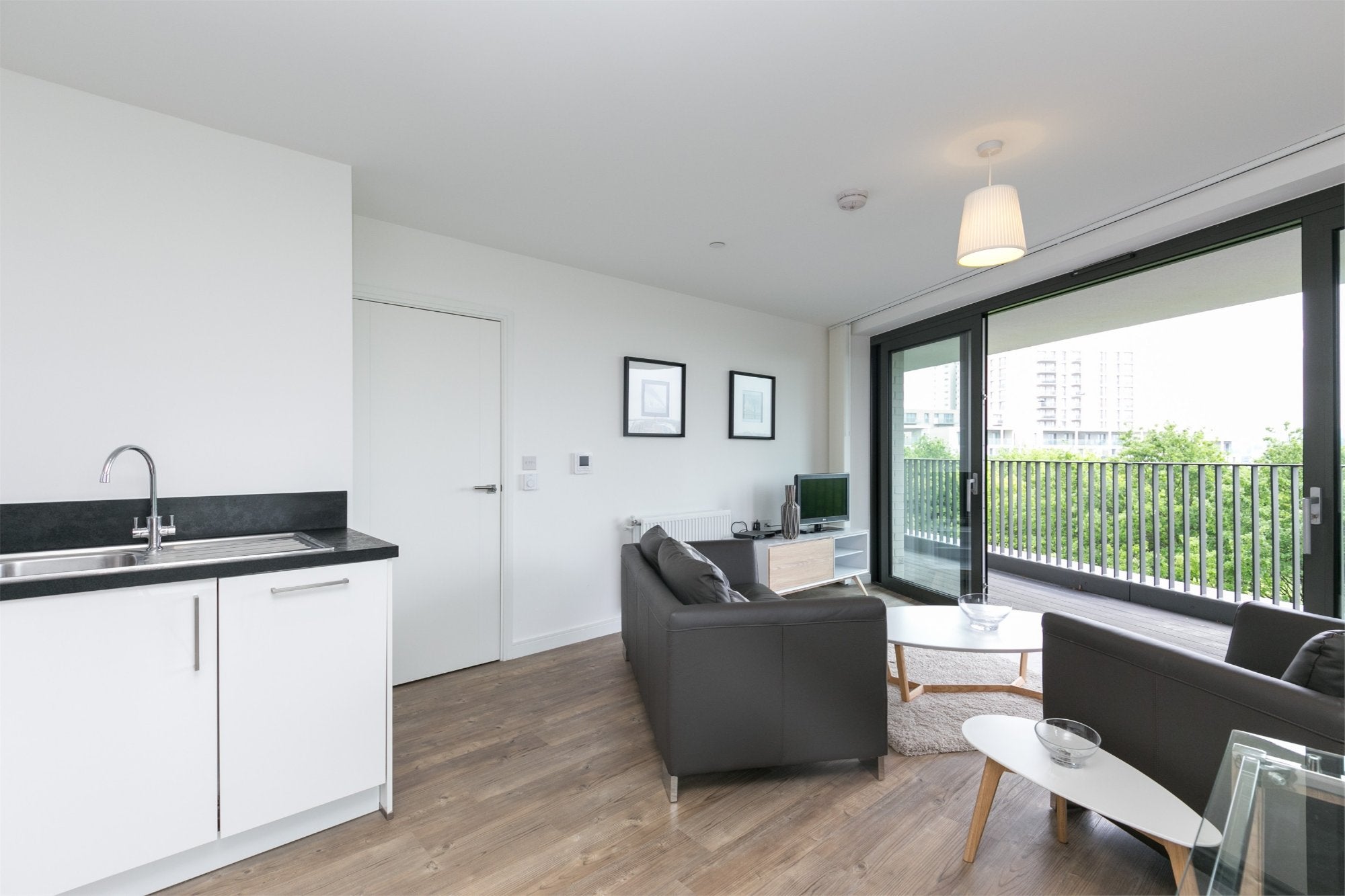 Flat Bramwell Way in Greater London