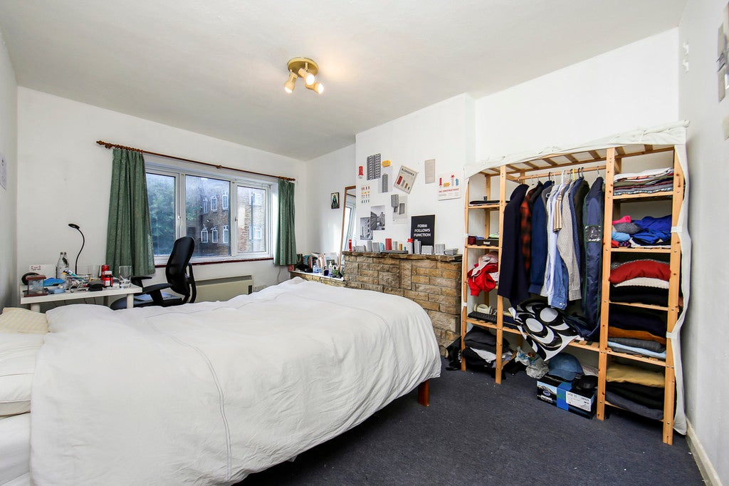 Flat Fairfield Gardens in Greater London