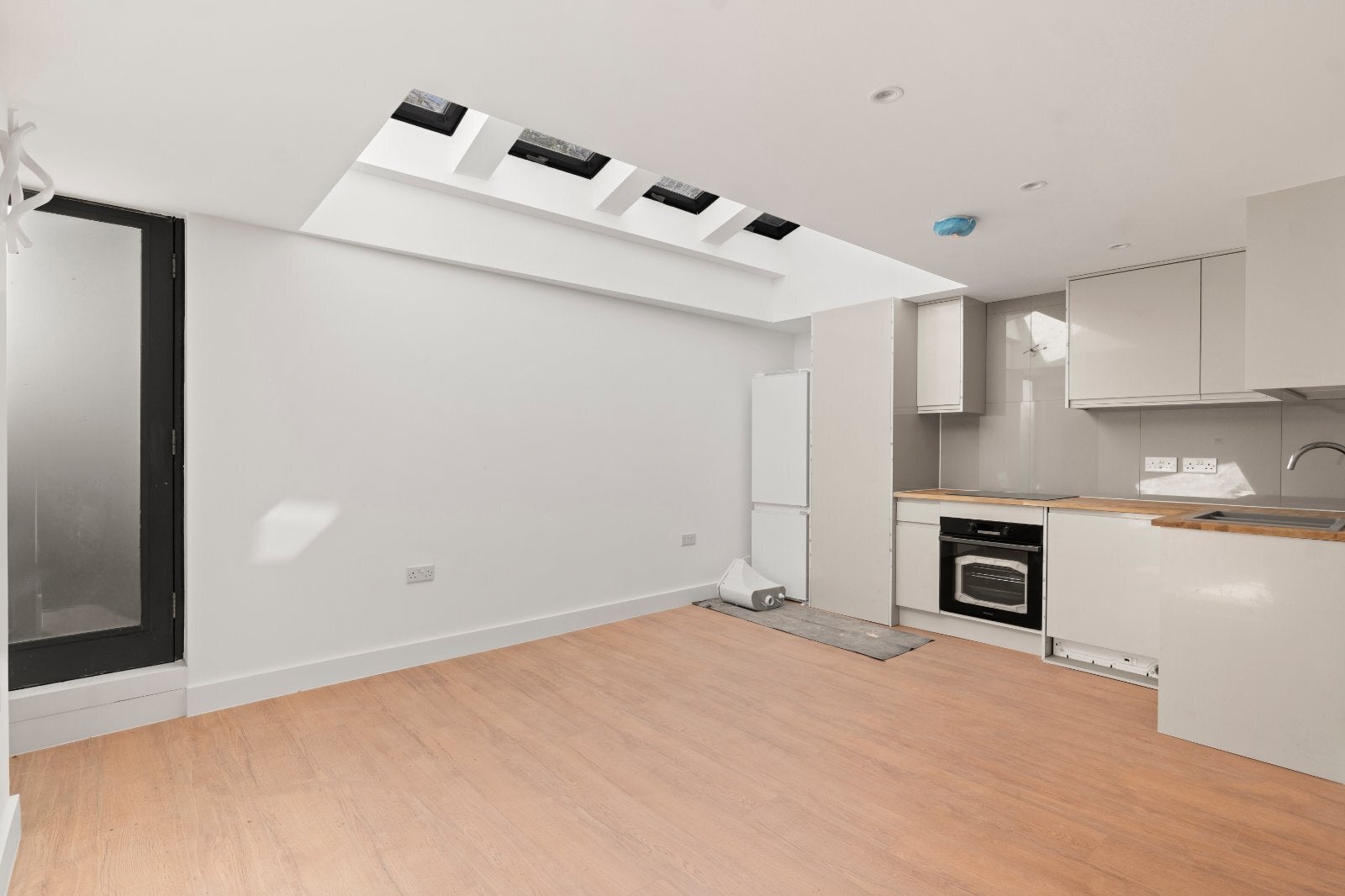 Flat Goswell Road in Greater London