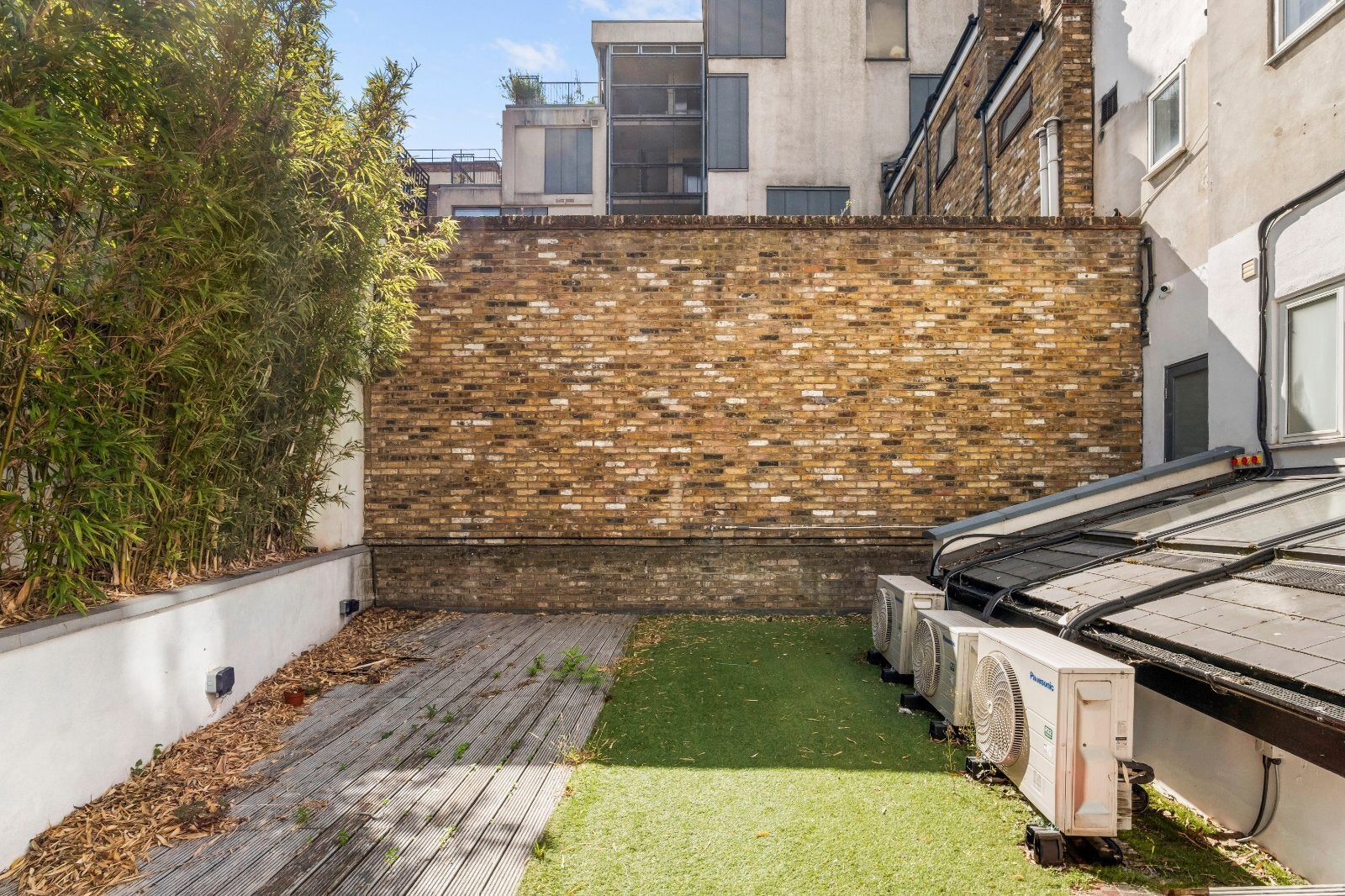 Flat Goswell Road in Greater London