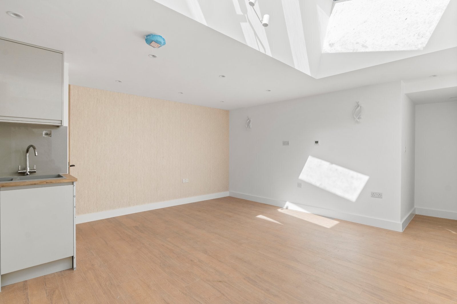 Flat Goswell Road in Greater London