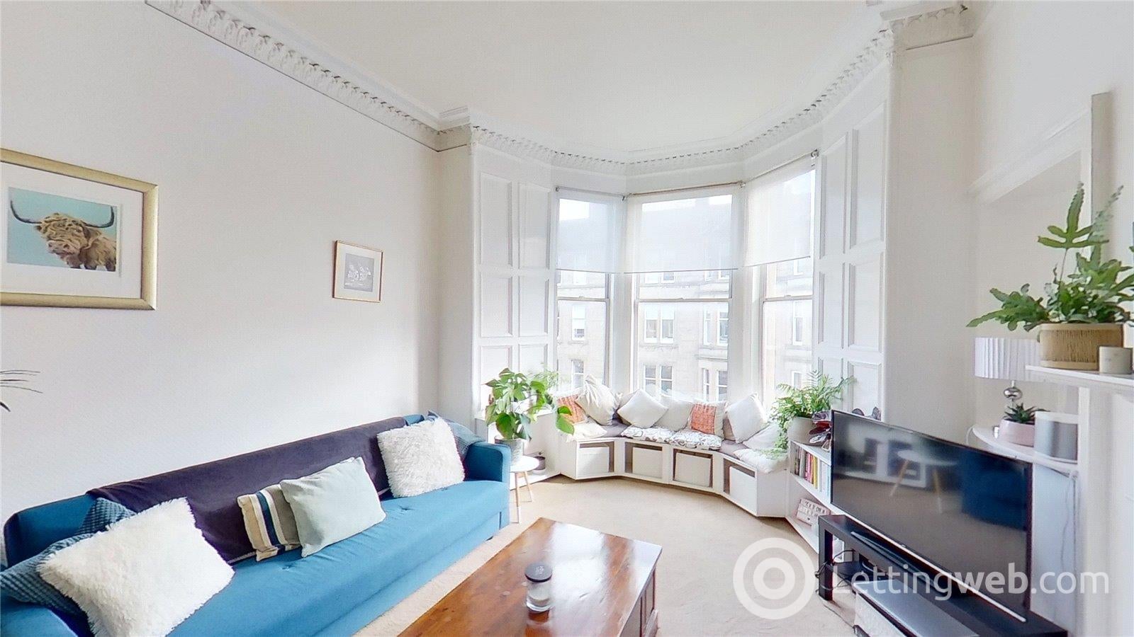Flat Comely Bank Place in Edinburgh