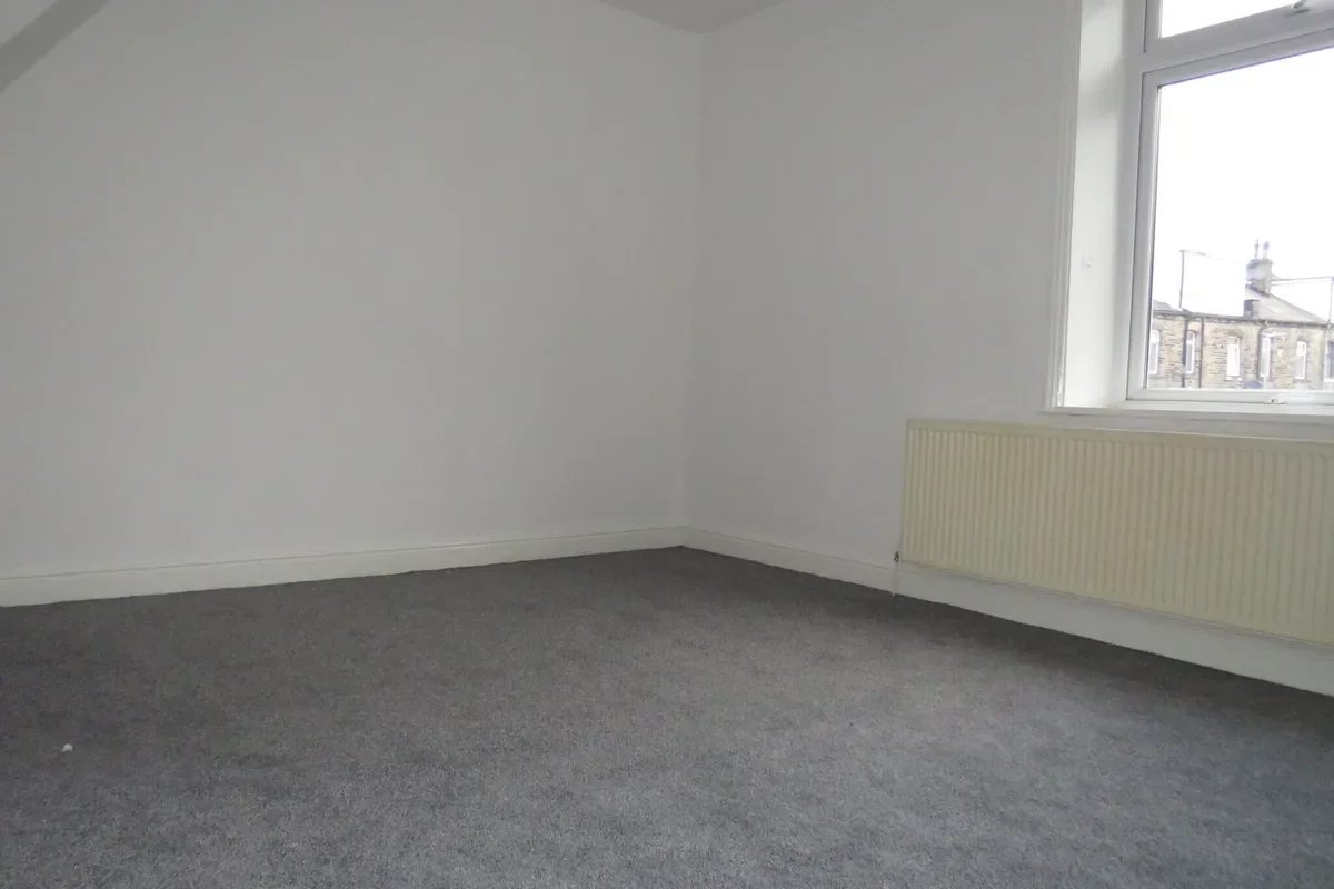 House Friendly Fold Road in Calderdale