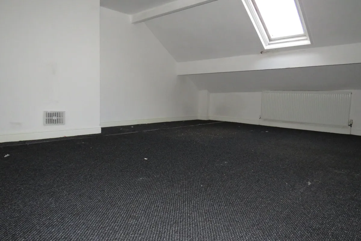 House Friendly Fold Road in Calderdale