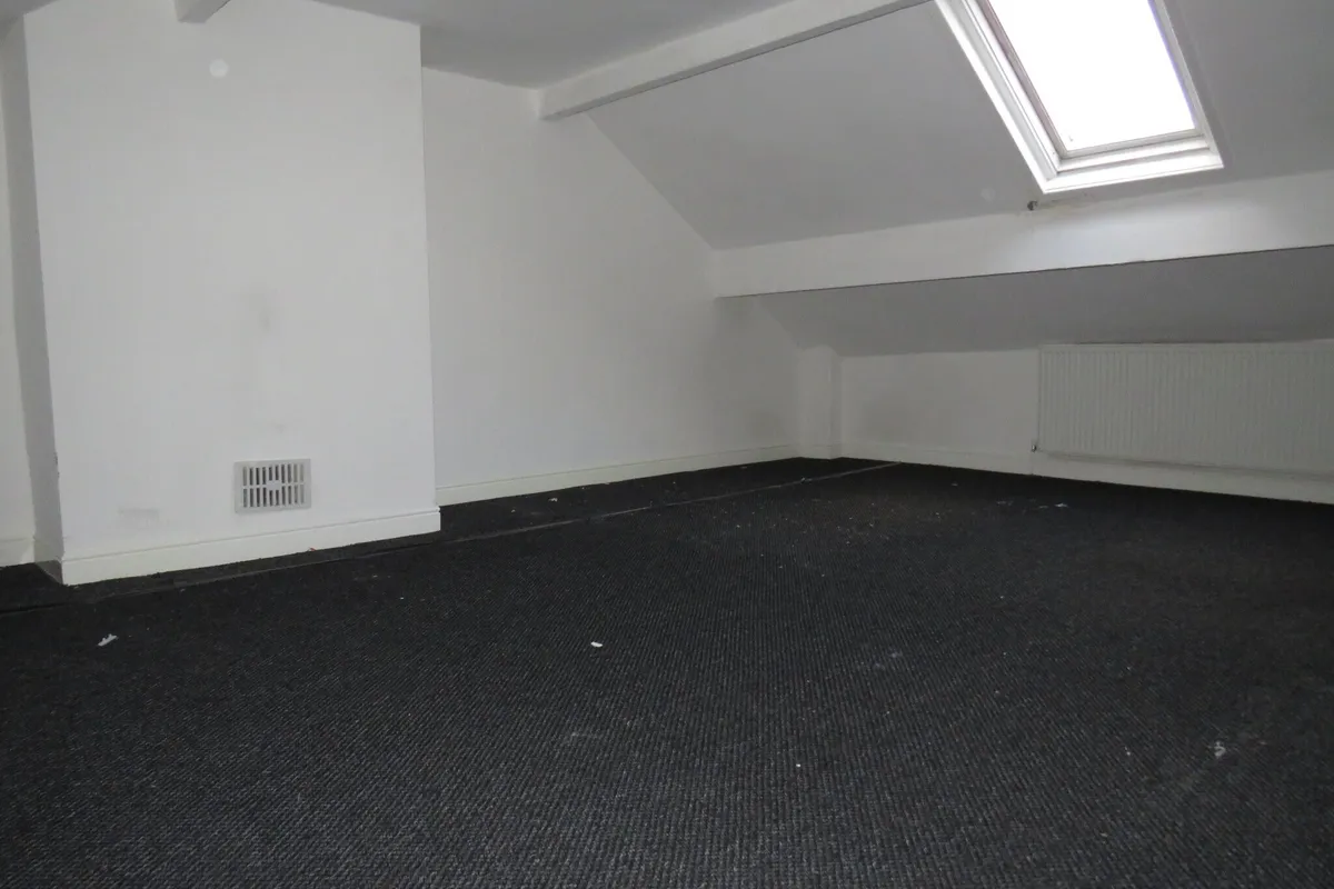 House Friendly Fold Road in Calderdale