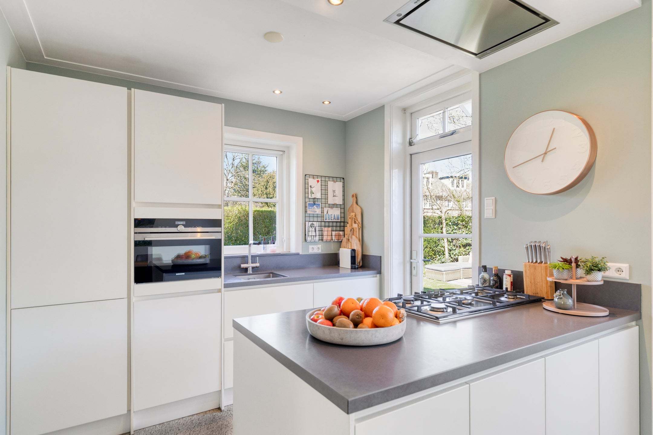 Hoekwoning te koop: Godfried van Seijstlaan 98A, Zeist