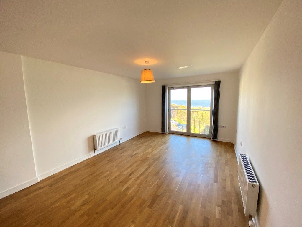 Flat Granton Park Avenue North in City of Edinburgh