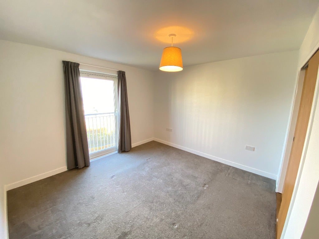 Flat Granton Park Avenue North in City of Edinburgh
