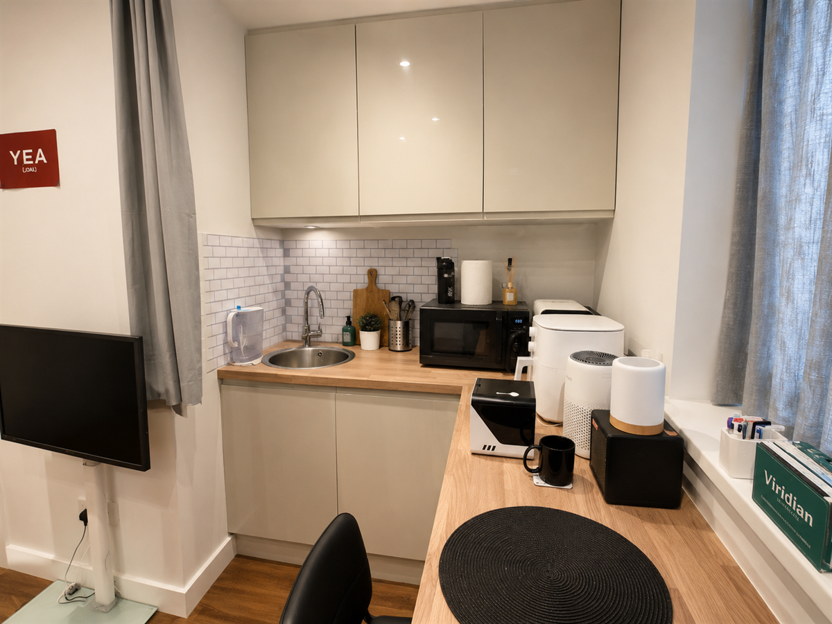Flat Bristol Gardens in City of Westminster