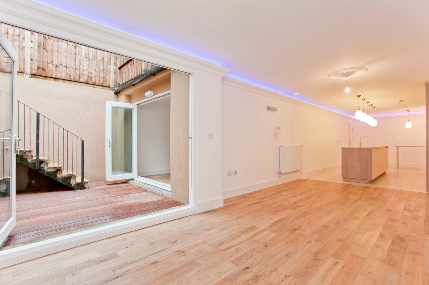 Flat Wilberforce Road in Greater London