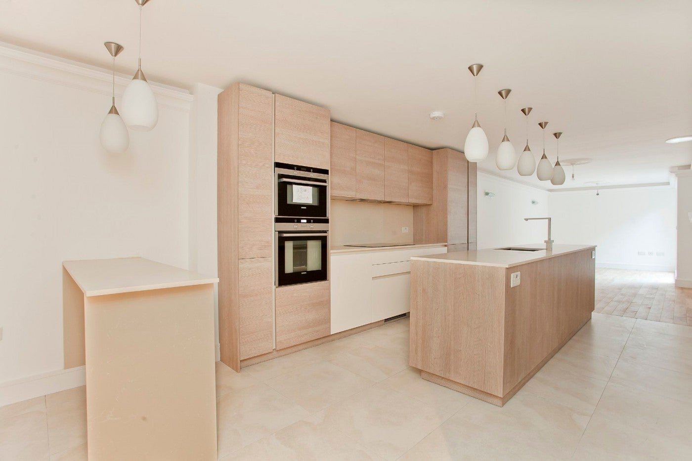 Flat Wilberforce Road in Greater London
