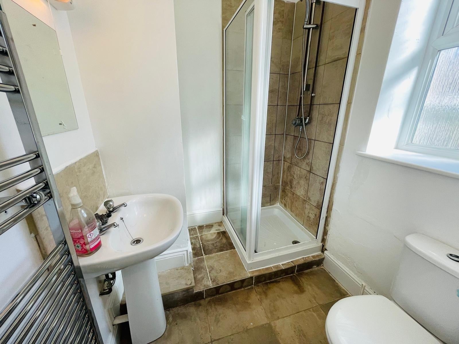 Flat Albion Road in Pembroke Dock