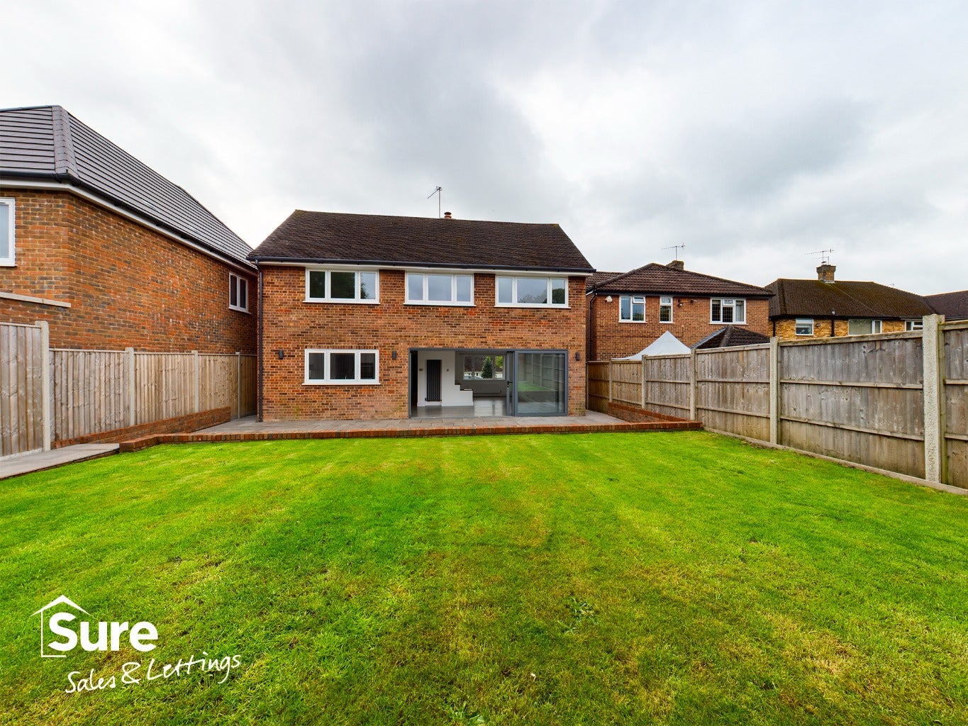 House Crouchfield in Dacorum
