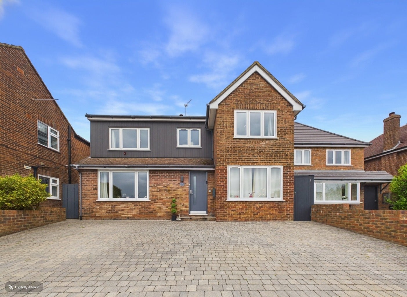 House Crouchfield in Dacorum
