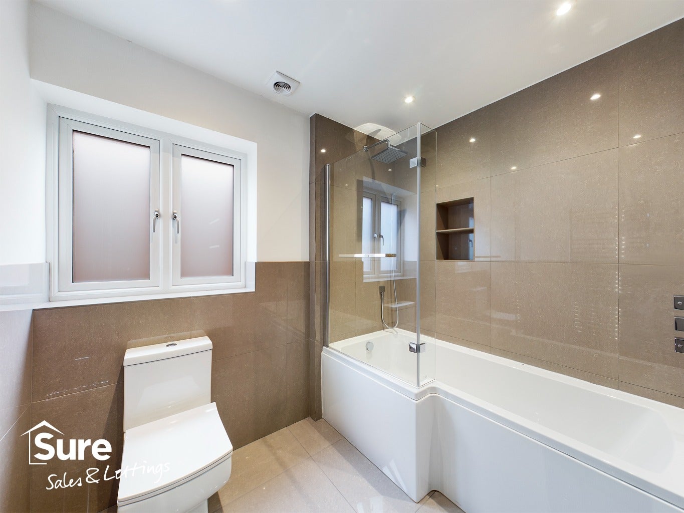 House Crouchfield in Dacorum