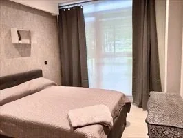 Flat Queenstown Road in Greater London