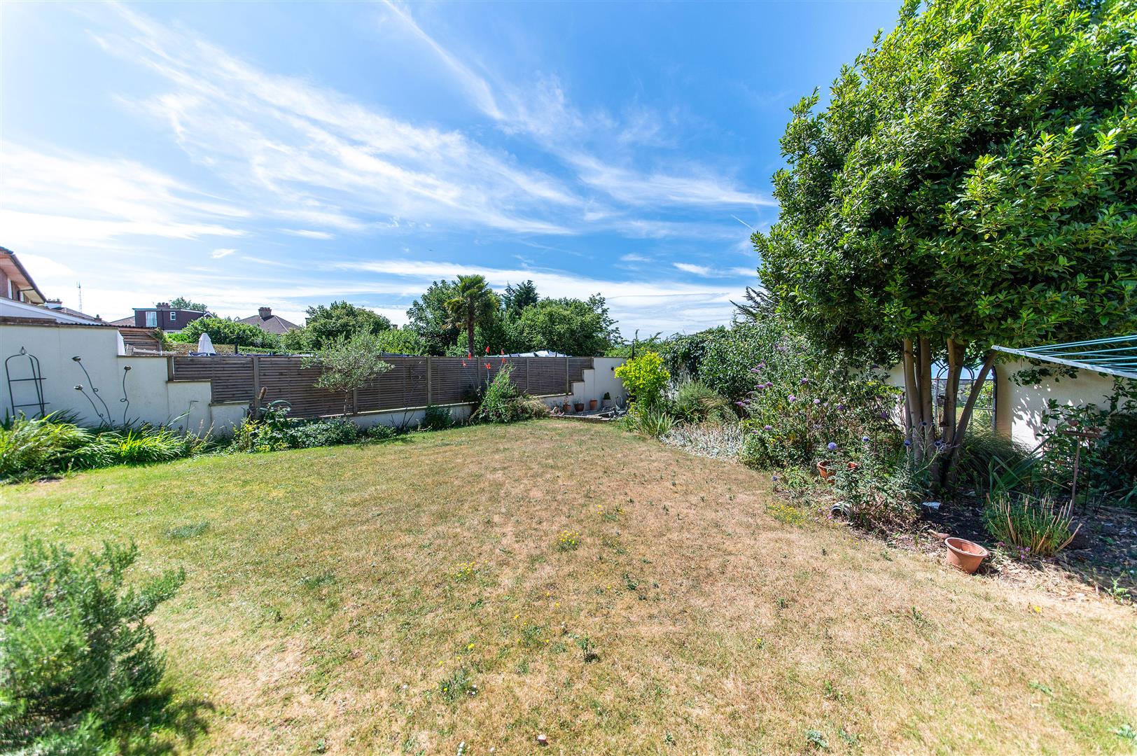 House Barnfield in Reigate and Banstead