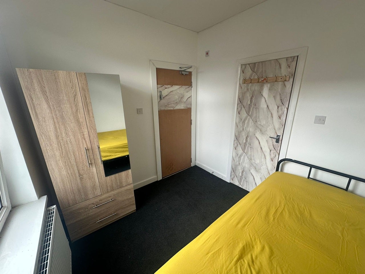Room Holly Street in Wakefield