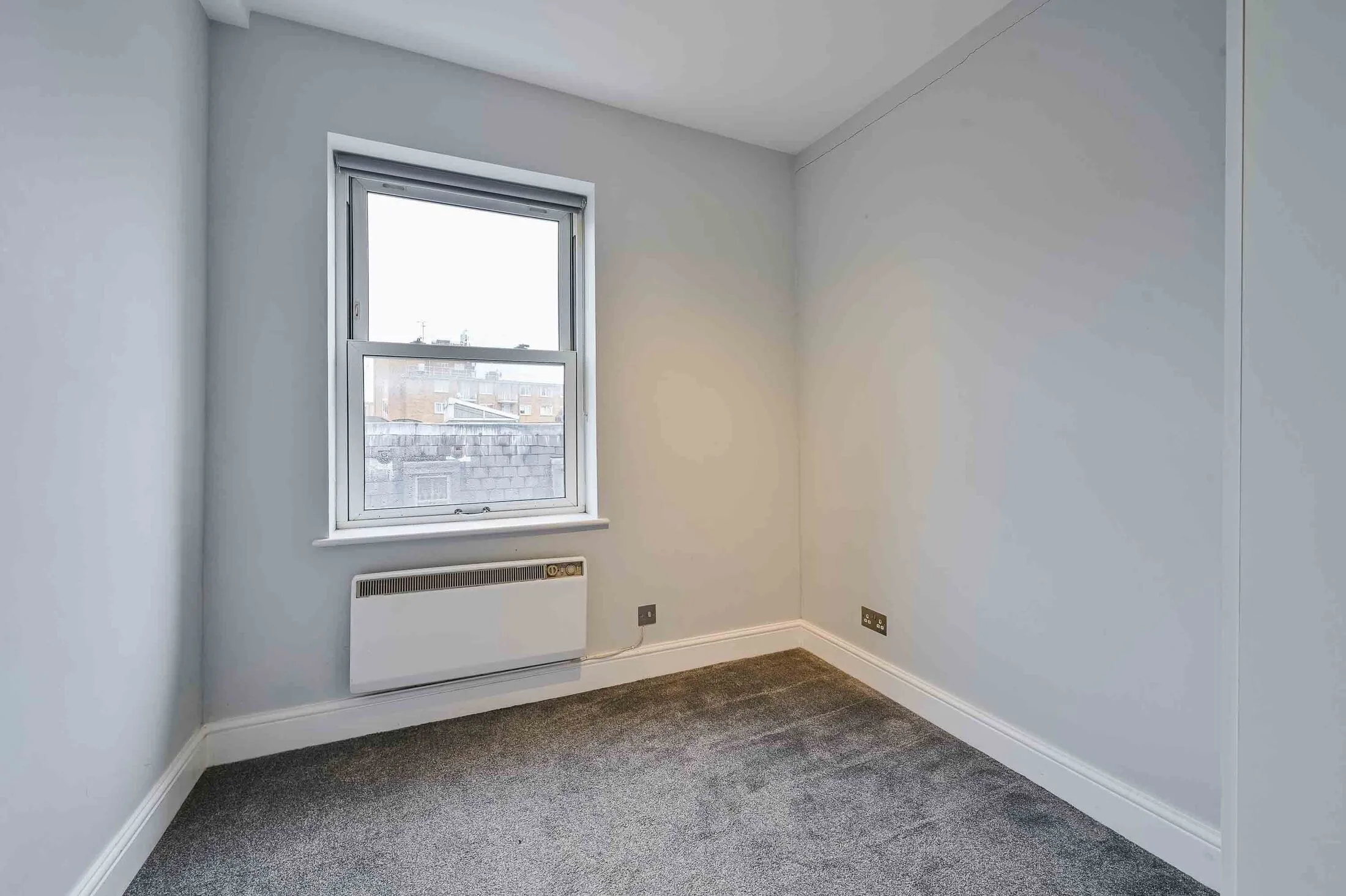 Flat Camden High Street in Greater London