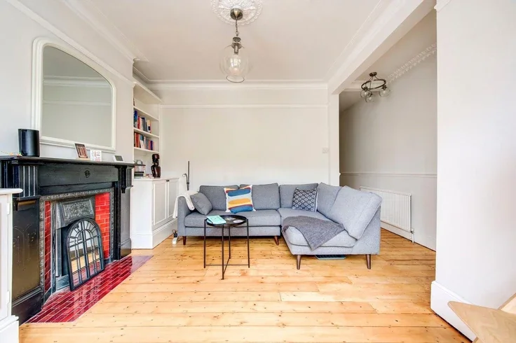 House Revelstoke Road in Greater London