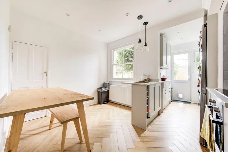 House Revelstoke Road in Greater London