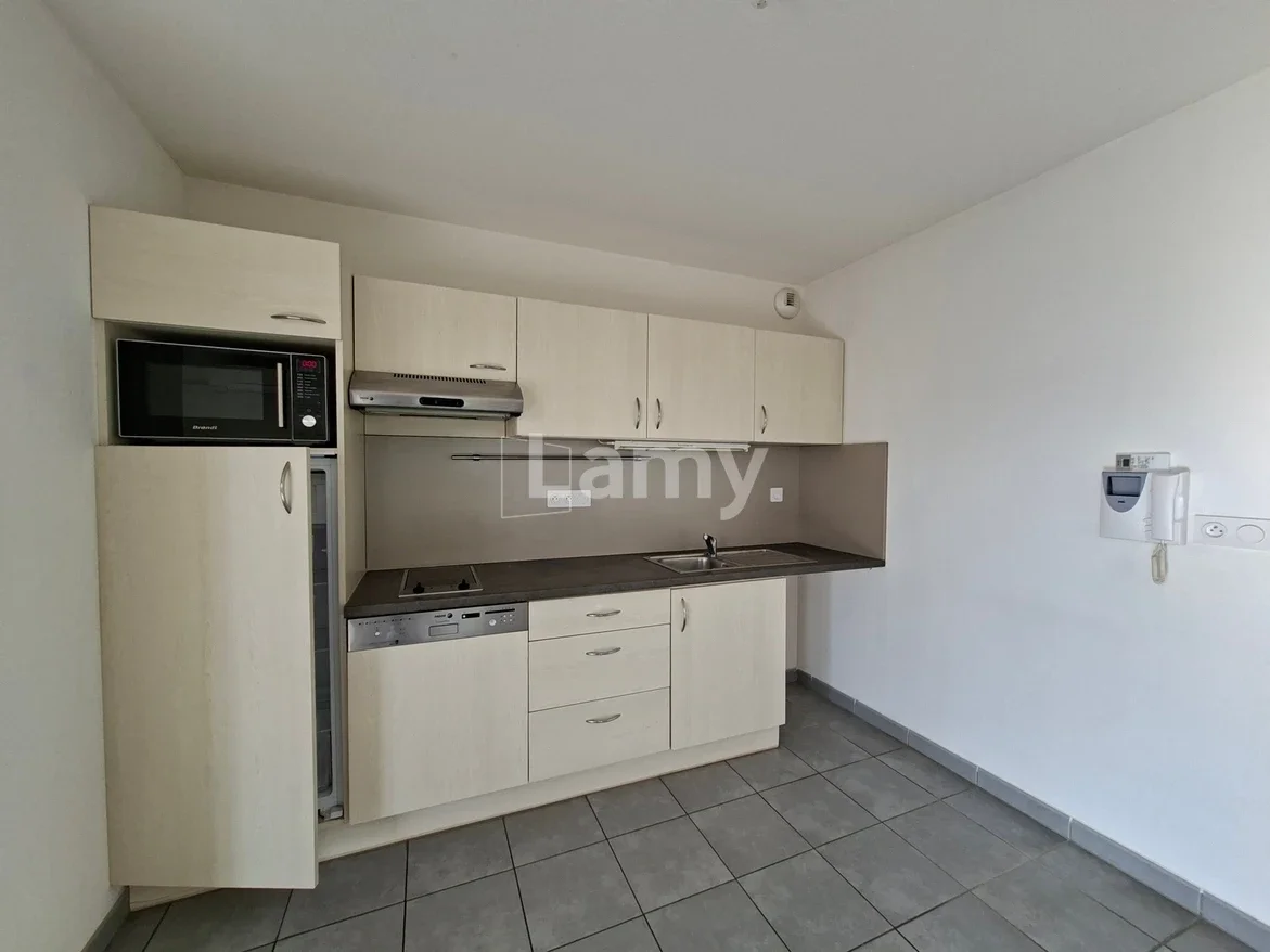 Flat Boulevard des Volcans in Agde